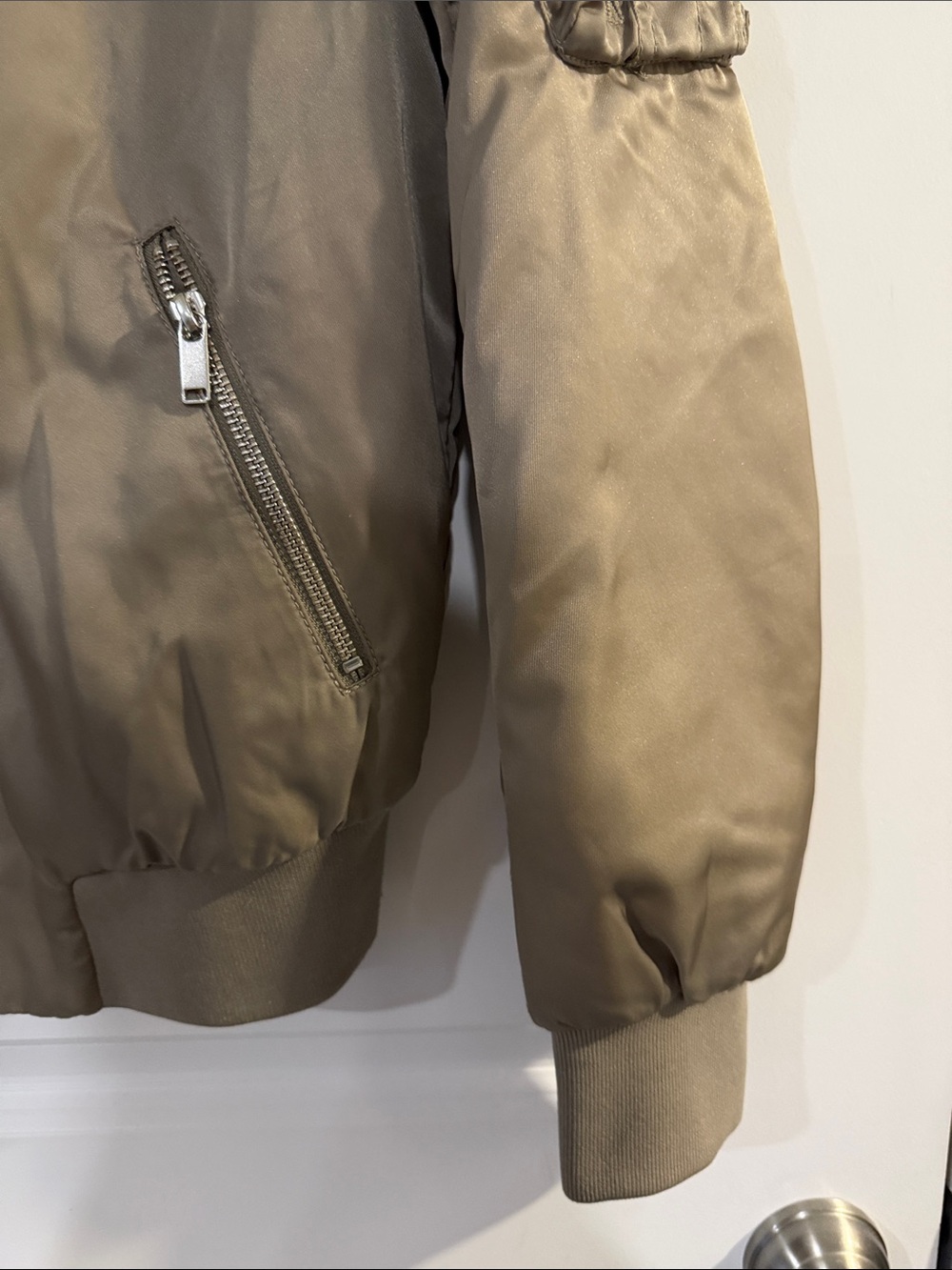 Aritzia Babaton Bomber Jacket Lightweight Zip-Up - #89 - Picture 5 of 8